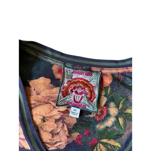 JOHNNY WAS Janie Bamboo Knit Floral Print V Neck 3/4 Sleeve Relaxed Top - Picture 6 of 11